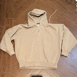 Brandy Melville zip up